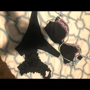 Vs swim suit top 32D both bottoms cheeky